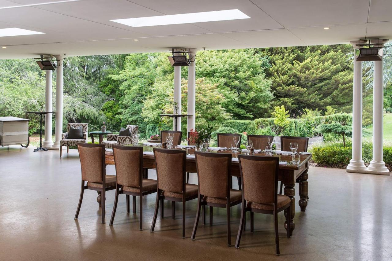 Peppers Manor House Hotel Sutton Forest Exterior photo